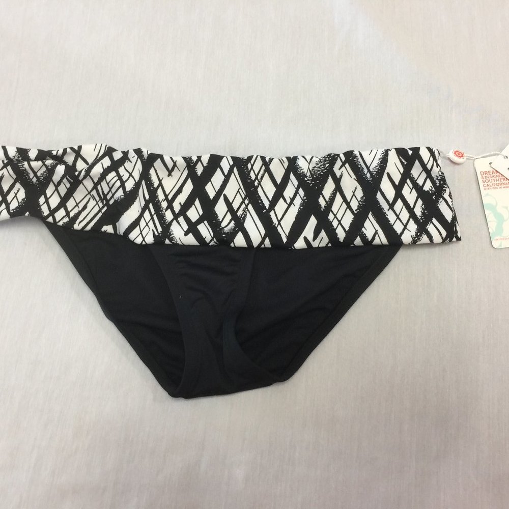 🫐🫐🫐 NWT SWIM SYSTEM WOMENS SWIM FLAT FOLD HIPSTER BIKINI SIZE M 🫐🫐🫐
